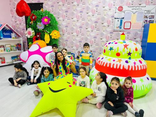 Մեծ փչովի տորթ